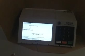 Bolsonarista diz que urna está fraudada e agride mesária em Belém