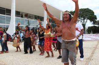 Indígenas protestam contra coronel nomeado para a FUNAI em MS