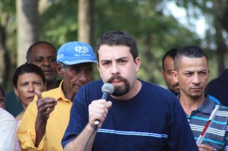 Guilherme Boulos: “Nós, do MTST, vamos estar juntos com o Sintusp para evitar esse despejo"