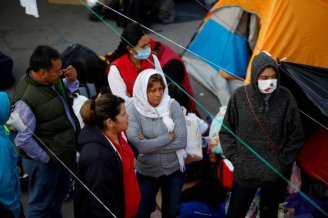 América Latina: Trabalhadores informais passam fome com quarentenas sem estruturas