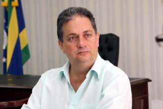 Deputado condenado por estupro assume vaga de Cristiane Brasil na Câmara