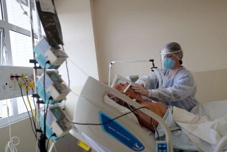 Ministério da Saúde deixa hospitais em 22 estados em falta de sedativos para casos graves