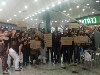 Estudantes da Estácio se mobilizam contra as 1200 demissões de professores no RJ