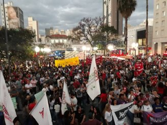 Milhares em Campinas contra a reforma da previdência e os cortes na educação