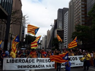 Manifestação em São Paulo exige liberdade para os presos políticos catalães 