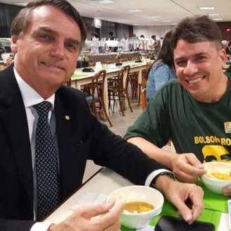 Bolsonaro indica “amigo particular” para a gerência da Petrobrás