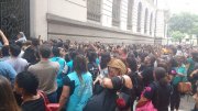 Trabalhadores da saúde são impedidos de entrar na câmara dos vereadores do RJ