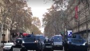 França: Blindados a postos, passeatas interrompidas: as provocações policiais visam criar um clima de terror