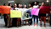 Mulheres realizam protesto contra caso chocante de assédio no Metrô 