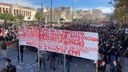 Milhares de estudantes gregos protestam contra a nova lei universitária