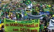 Bolsonaristas se manifestam em vergonhosa e reacionária “Marcha da Família"