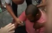 Homem negro é acusado de furto e humilhado por seguranças racistas de loja de calçados