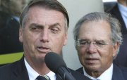 Aposentado depois de 15 anos, Bolsonaro quer 10 anos de estágio probatório para servidores