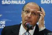Após anos sem reajuste, Alckmin anuncia migalhas aos professores de SP