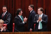  Não é só Bolsonaro e a Lava Jato, os militares e o judiciário querem destruir a Petrobras