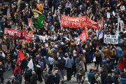 França: a mobilização segue forte apesar da política das centrais sindicais