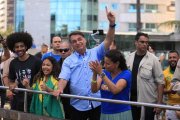 João Campos aprova projeto de bolsonaristas e torna Marcha para Jesus patrimônio cultural