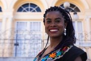 Primeira vereadora negra eleita em Curitiba (PR) é ameaçada de morte por e-mail