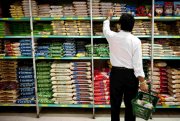 A fome bate na porta dos trabalhadores: cesta básica fica 33% mais cara sob Bolsonaro