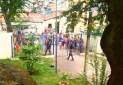 PM atira e causa pânico em frente a escola no Recife