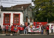 Justiça determina o fechamento de Cozinha Solidária da Azenha enquanto fome assola o país
