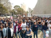 200 estudantes das escolas de Campinas fazem ato em repúdio à BNCC e em defesa da educação
