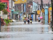 Descaso dos governos: 9 vítimas fatais no Recife devido à alagamentos causados pela chuva