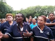 Reitoria da USP nega teste aos trabalhadores terceirizados, em política racista 