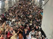 Avião com limite de 100 passageiros saiu do Afeganistão com 640 pessoas a bordo