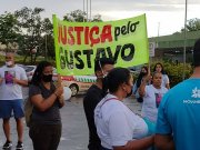 Justiça por Gustavo: Familiares protestam contra a execução de jovem negro pela polícia do DF
