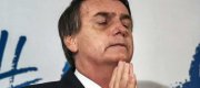 Sem provas de fraudes nas urnas em coletiva de imprensa Bolsonaro puxa o “pai nosso”