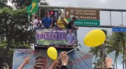 Apoiadores de Bolsonaro fazem canção defendendo ‘ração na tigela' para mulheres