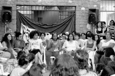 Pão e Rosas lança manifesto internacional pela organização das mulheres