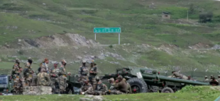 Confrontos mortais entre soldados chineses e indianos no Himalaia