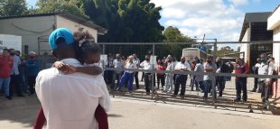 Justiça determina retorno dos motoristas de São João Del Rei, atacando greve com ocupação