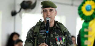 Militares na Funai prometem legalizar garimpo e desmatamento em terras indígenas