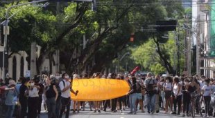 Ato em Recife exige justiça para Miguel #VidasNegrasImportam