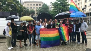 Mesmo com chuva gritamos contra a morte de LGBT's em Campinas