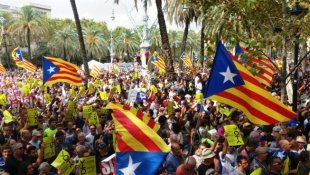 Segue a resposta popular, estudantil e sindical contra a repressão do Governo na Catalunha