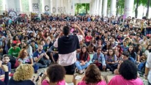 Os desafios do movimento estudantil em tempos de crise frente ao 1º Congresso da UFRJ