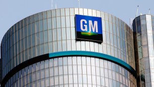 "Efeito Bolsonaro": GM quer reduzir salários, aumentar jornada e flexibilizar contratos