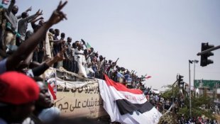 Aumenta a tensão no Sudão após a greve geral