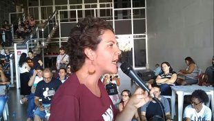 Flavia Valle: “temos que lutar ao lado da juventude contra o fechamento de salas por Zema”