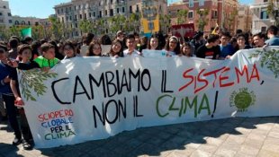 Itália 27S: os sindicatos convocam a greve contra as mudanças climáticas