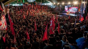 PTS lota estádio em apoio à rebelião chilena e contra o golpe na Bolívia