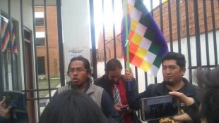 Correspondente do La Izquierda Diario e artista plástico presos em El Alto foram libertados