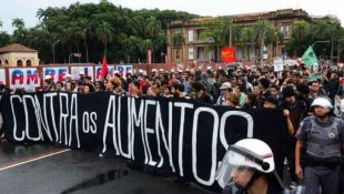 Primeiro ato contra o aumento da tarifa acontece em São Paulo