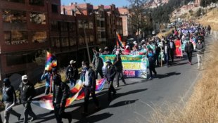 Bolívia: Massas de setores populares em marcha contra as políticas de Áñez