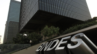 BNDES libera empréstimo com garantia do Tesouro a grandes empresas