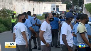 Centenas de rodoviários protestam contra ataques de empresários e da justiça na Grande São Luís